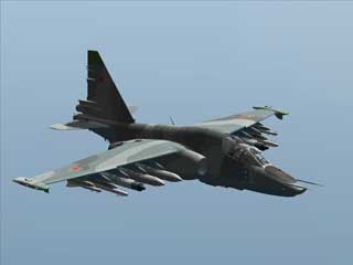 Un Su-25T au dessus de lu Caucase